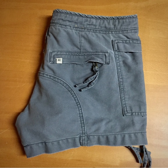 American Eagle cargo shorts like new - Picture 3 of 13